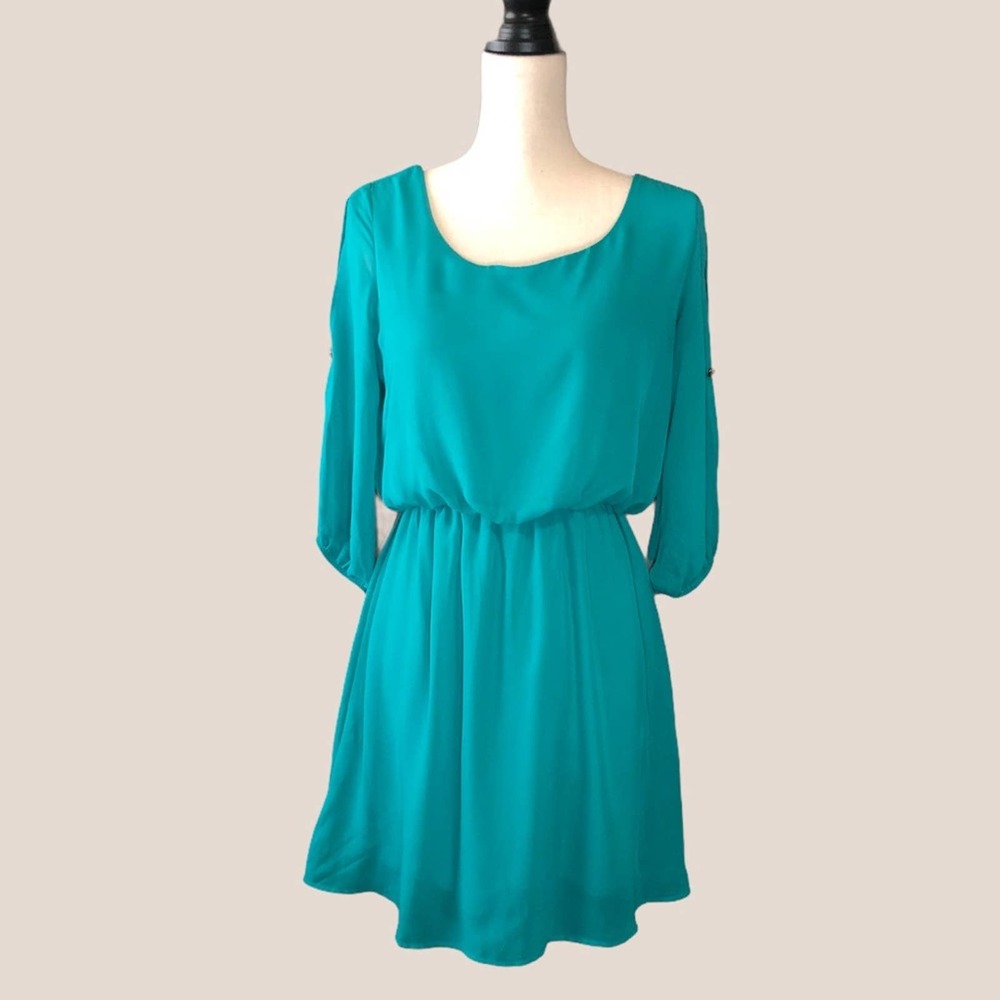 Delirious  Chiffon Blouson dress. Jr's size Large